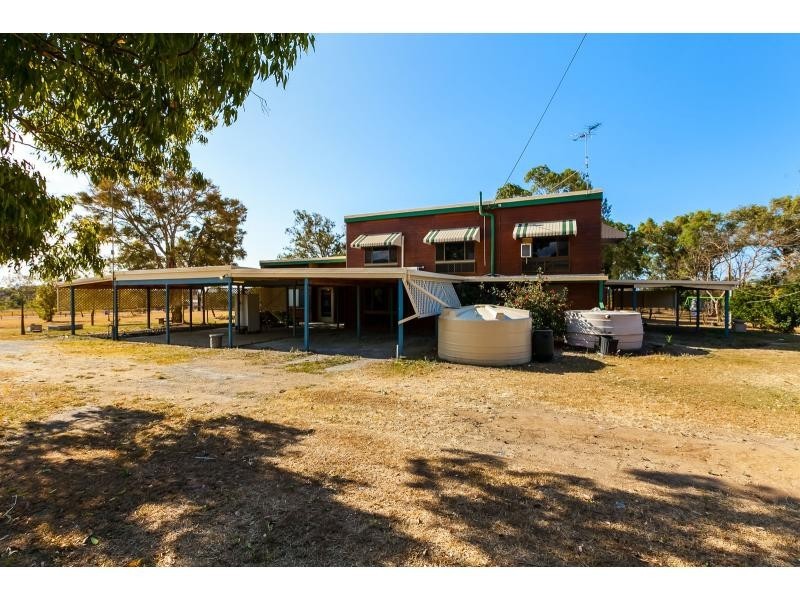 52556 Burnett Highway, Bouldercombe QLD 4702