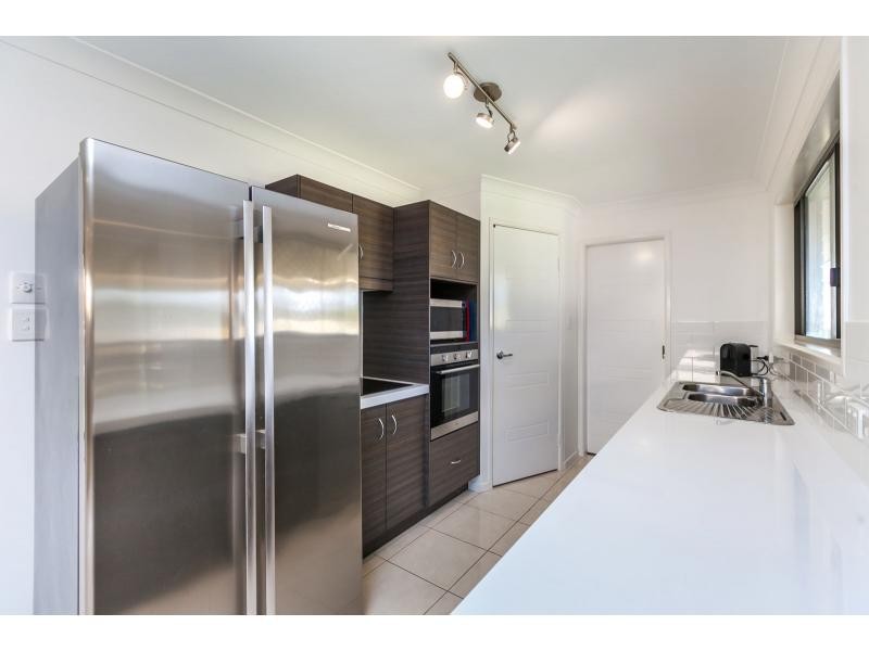 22 Jones Street, Parkhurst QLD 4702