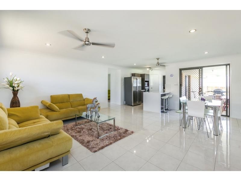 22 Jones Street, Parkhurst QLD 4702