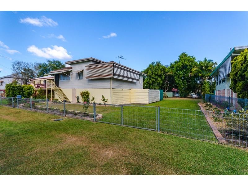 8 Hogan Street, Park Avenue QLD 4701