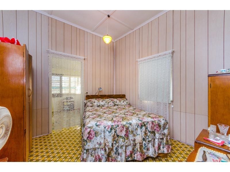 8 Hogan Street, Park Avenue QLD 4701