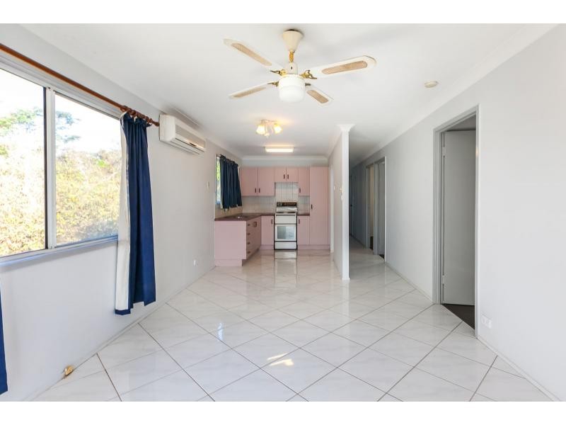 52 Wackford Street, Park Avenue QLD 4701