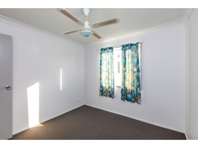 52 Wackford Street, Park Avenue QLD 4701