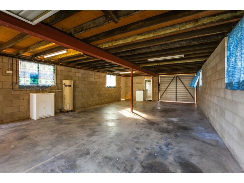52 Wackford Street, Park Avenue QLD 4701