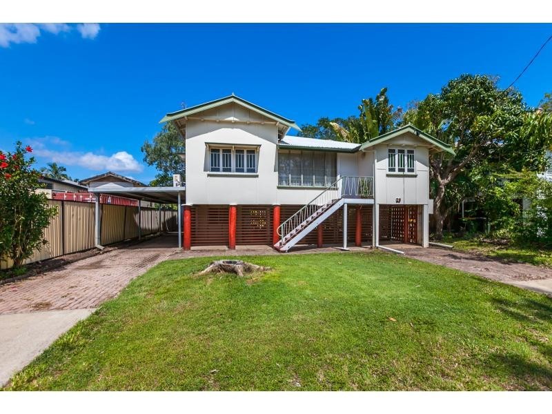 29 Edward Street, Berserker QLD 4701