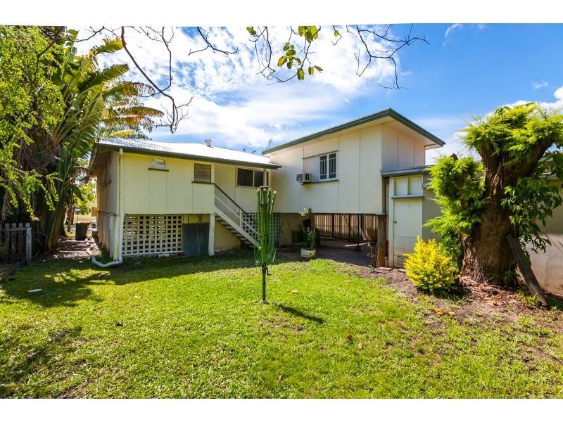 29 Edward Street, Berserker QLD 4701