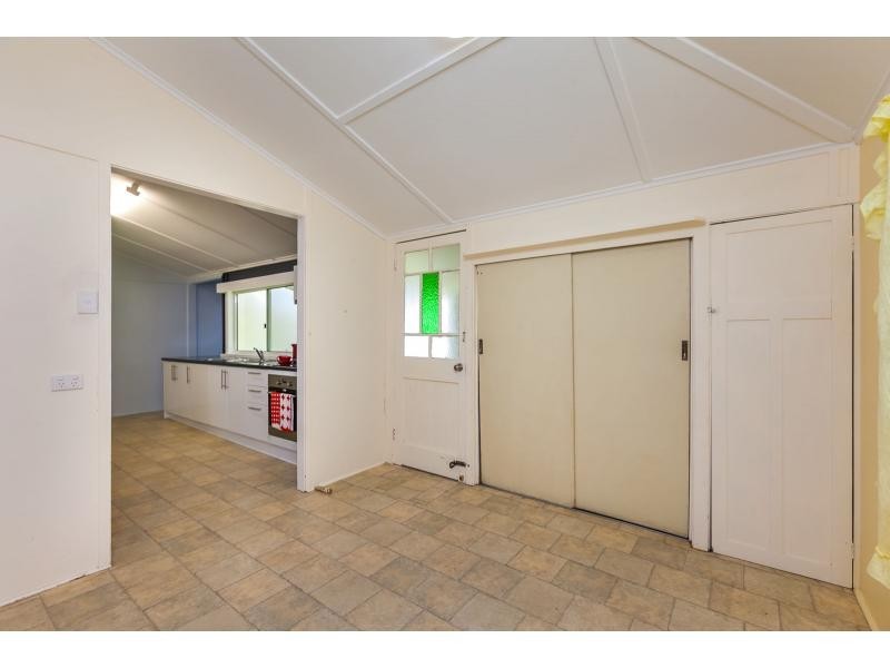 29 Edward Street, Berserker QLD 4701