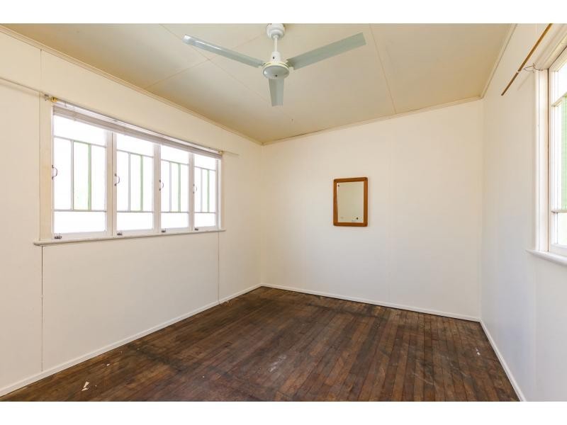 29 Edward Street, Berserker QLD 4701