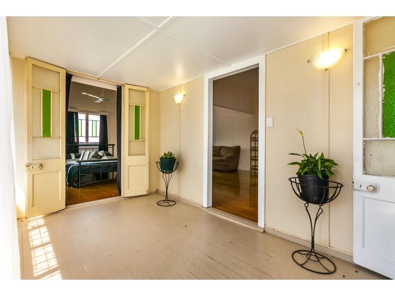 29 Edward Street, Berserker QLD 4701