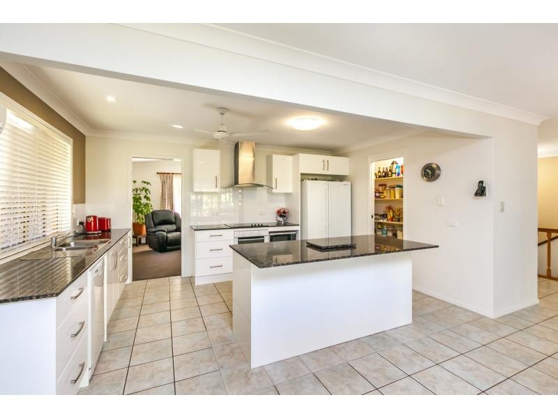 5 Gremalis Drive, Parkhurst QLD 4702