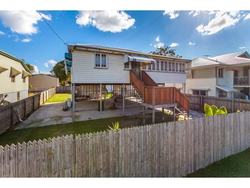 62 Campbell Street, Wandal QLD 4700