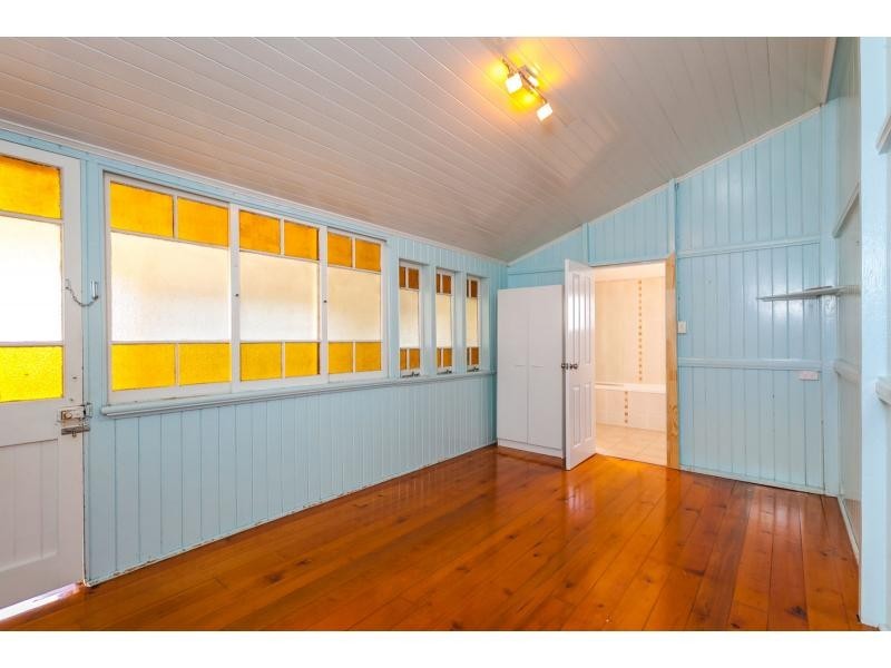 62 Campbell Street, Wandal QLD 4700