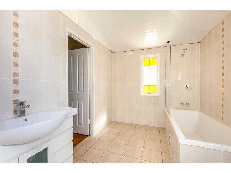 62 Campbell Street, Wandal QLD 4700