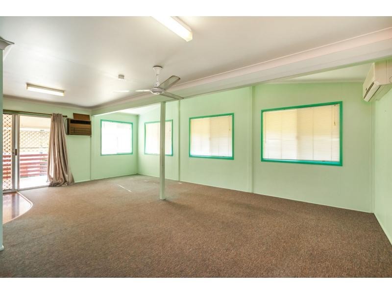 8 Doyle Street, Park Avenue QLD 4701