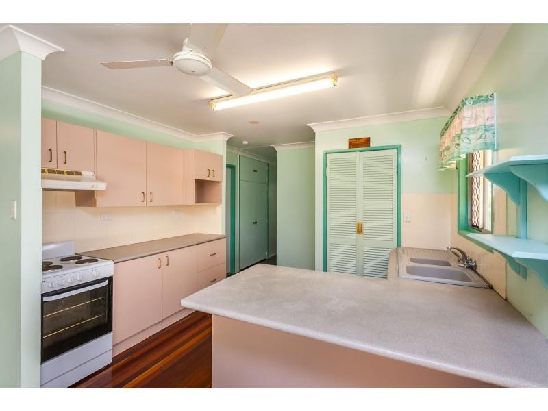 8 Doyle Street, Park Avenue QLD 4701