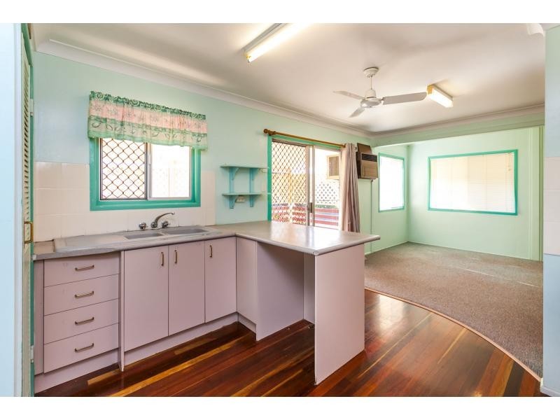 8 Doyle Street, Park Avenue QLD 4701