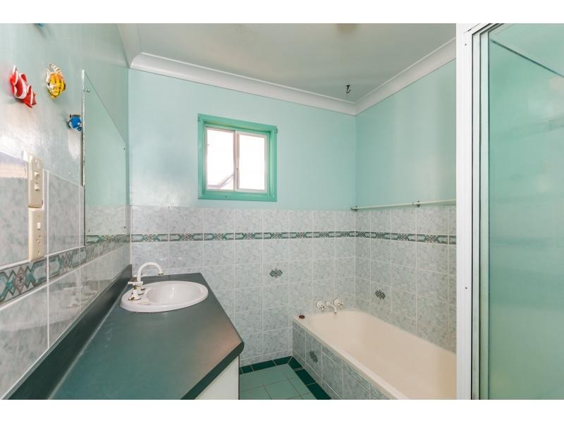 8 Doyle Street, Park Avenue QLD 4701