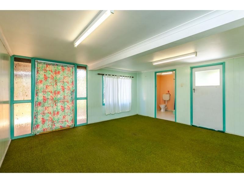 8 Doyle Street, Park Avenue QLD 4701