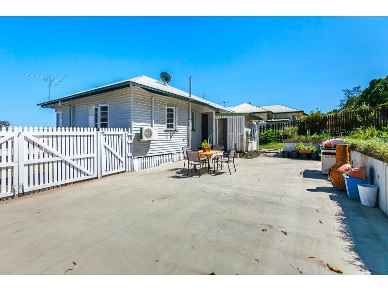 13 Harrow Street, West Rockhampton QLD 4700