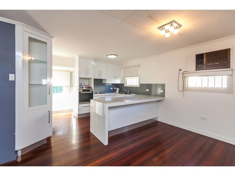 81 Armstrong Street, Berserker QLD 4701