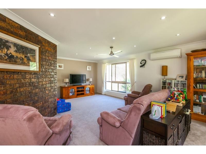 64 Neilsen Avenue, Glenlee QLD 4711