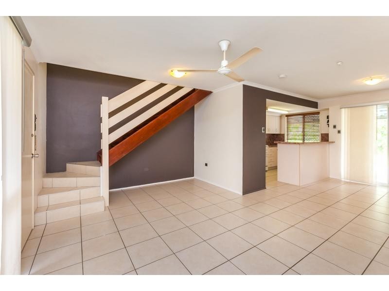 7/374 Limpus Street, Frenchville QLD 4701