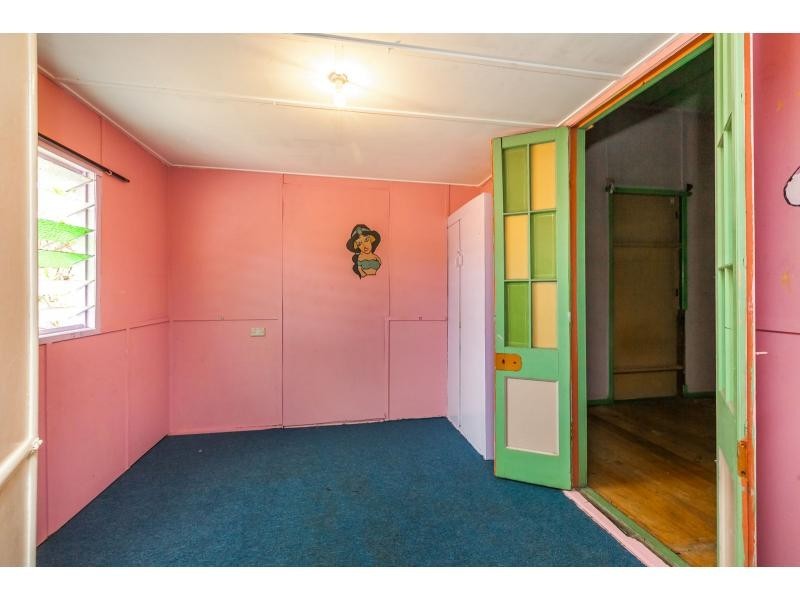 40 Underwood Street, Park Avenue QLD 4701
