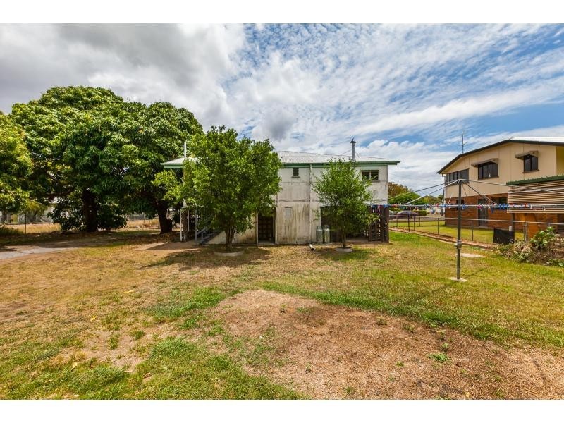 40 Underwood Street, Park Avenue QLD 4701