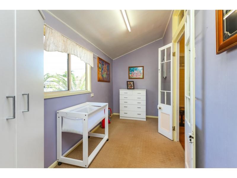 11 Arnold Street, Allenstown QLD 4700
