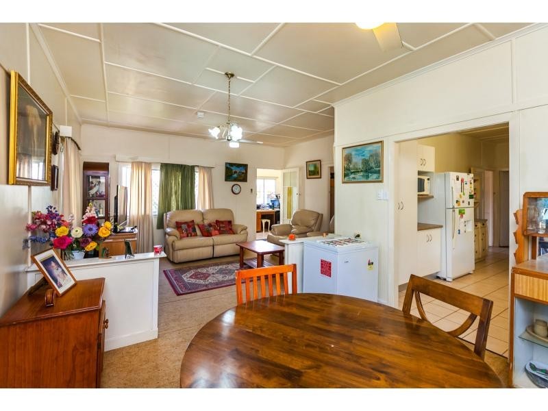 26 Burnett Street, Berserker QLD 4701