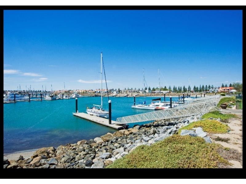 38 Cooroyba Court, North Haven SA 5018
