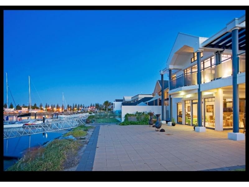 38 Cooroyba Court, North Haven SA 5018