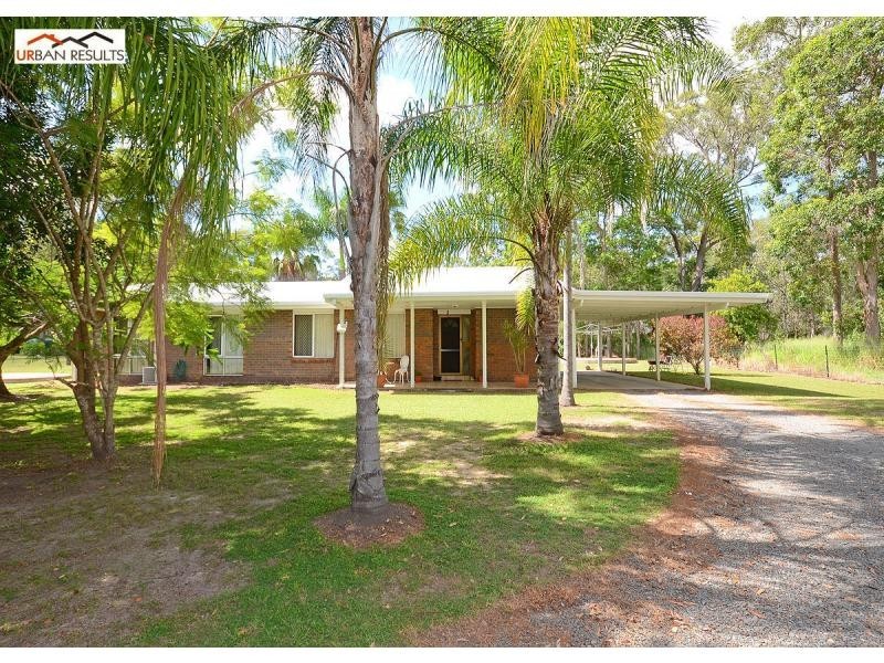 61 Loretto Drive, Oakhurst QLD 4650