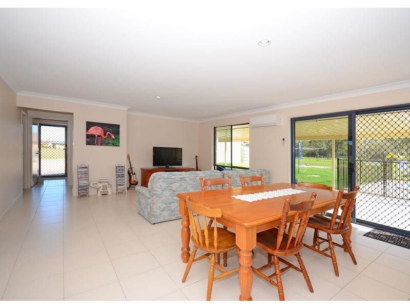 29 Westwood Way, Oakhurst QLD 4650