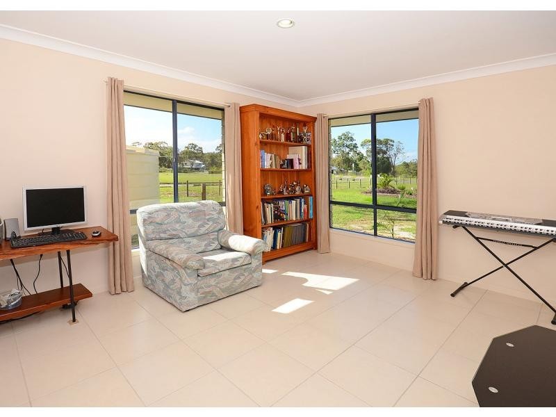 29 Westwood Way, Oakhurst QLD 4650