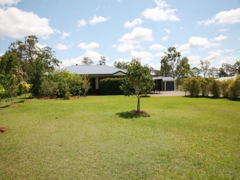 192 Woocoo Drive, Oakhurst QLD 4650