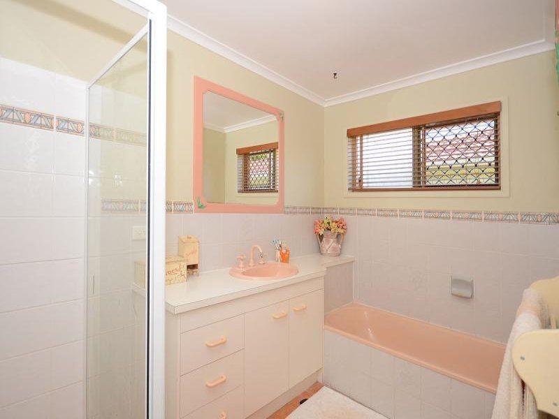 11 Oxley Court, Granville QLD 4650