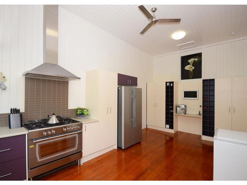223 John Street, Maryborough QLD 4650