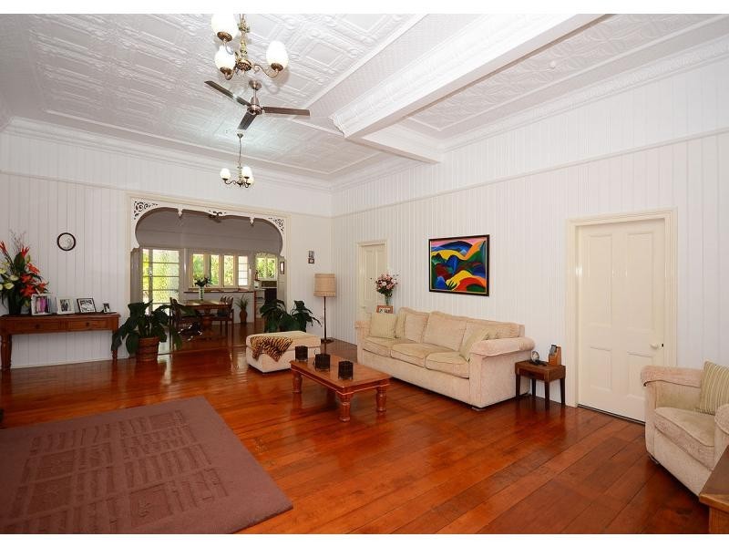 223 John Street, Maryborough QLD 4650