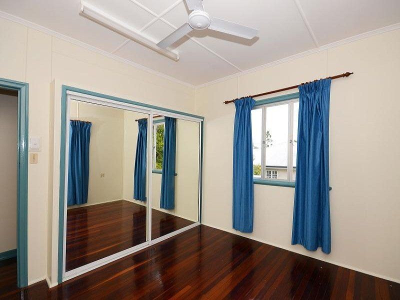 26 James Street, Maryborough QLD 4650