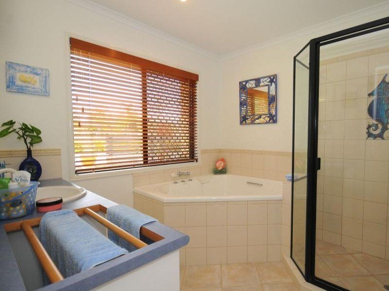 382 Eatonvale Road, Tinana QLD 4650