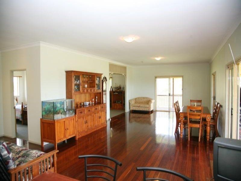 1084 Glenbar Road, Woocoo QLD 4620
