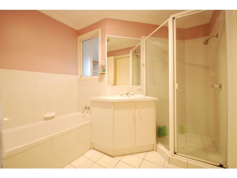 2/1 Lowood Court, Burleigh Waters QLD 4220