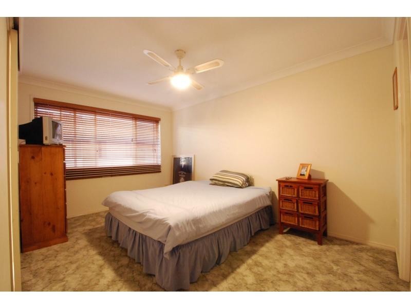 2/1 Lowood Court, Burleigh Waters QLD 4220