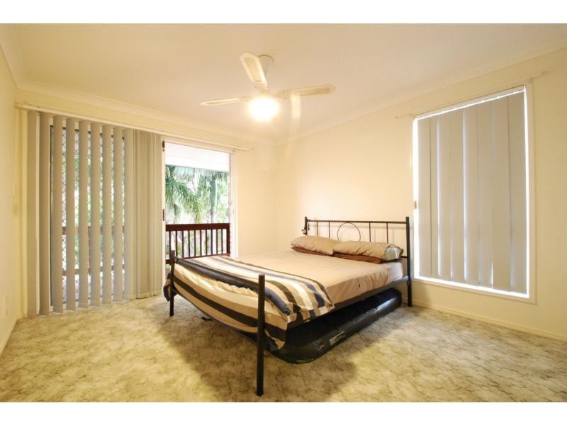 2/1 Lowood Court, Burleigh Waters QLD 4220