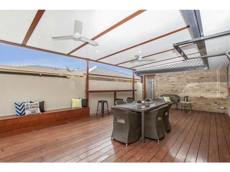 123 Mattocks Road, Burleigh Waters QLD 4220