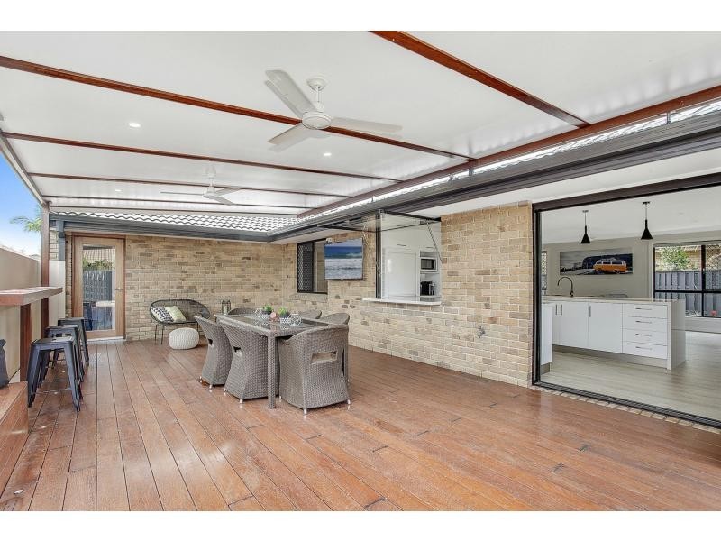 123 Mattocks Road, Burleigh Waters QLD 4220