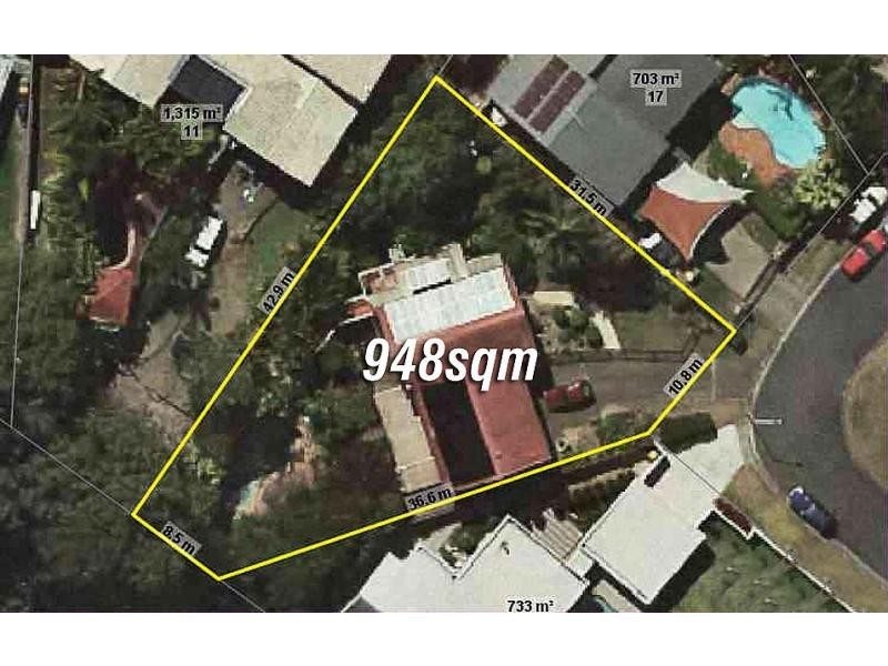 19 Myrtle Court, Palm Beach QLD 4221