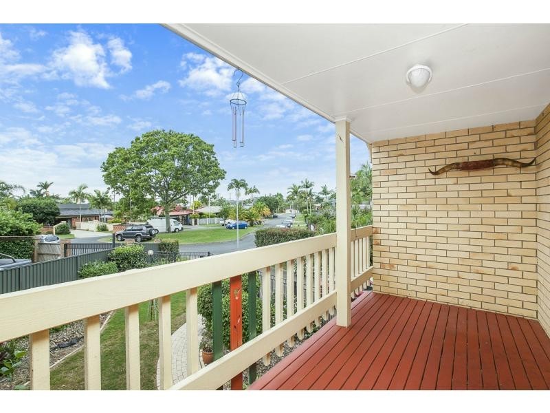 19 Myrtle Court, Palm Beach QLD 4221