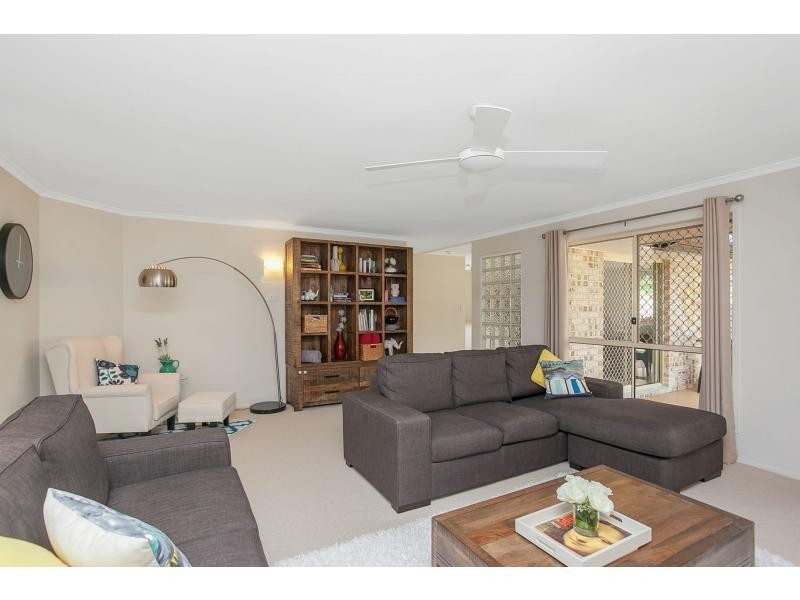80 Coronet Crescent, Burleigh Waters QLD 4220